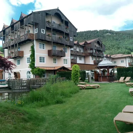 Alpen Eghel Hotel