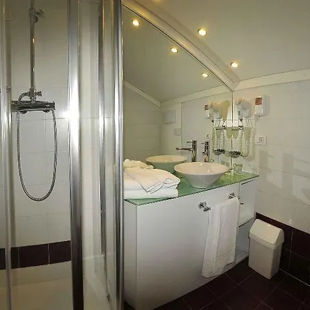 Alpen Eghel 3*